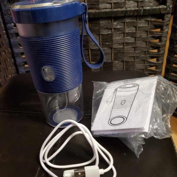 🌼2/40🌼  Wireless juicer - Picture 2 of 6